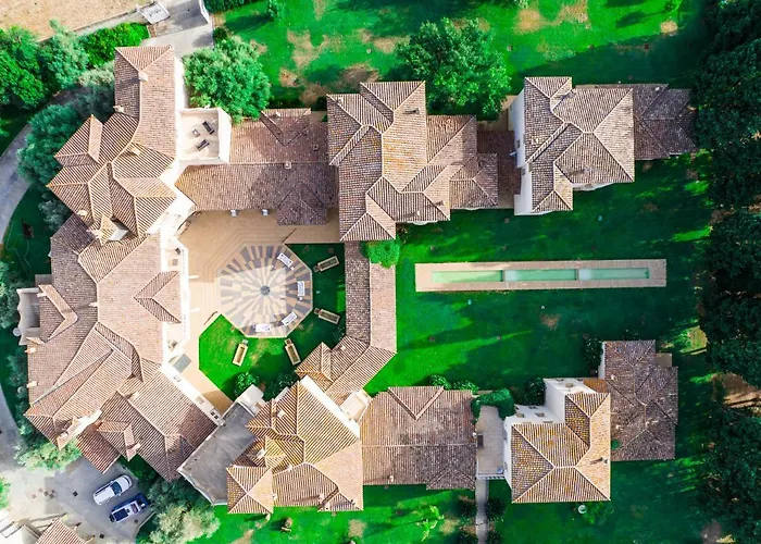 Hotel Tartheshotel 4*